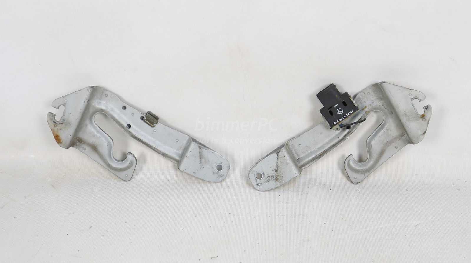 Picture of BMW  Hood Latches Brackets Left Right Set Pair E32 E34 for sale