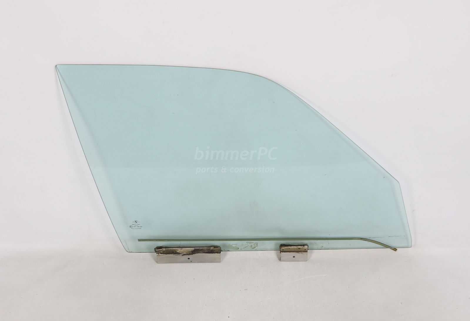 Picture of BMW 51328105032 Front Right Passengers Window Pane Door Glass E32 for sale