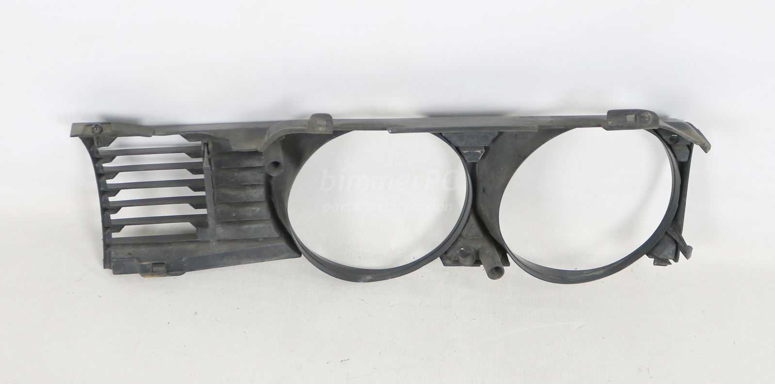 Picture of BMW 51131938426 Right Front Passengers Headlight Grille Trim E32 6-Cylinder for sale