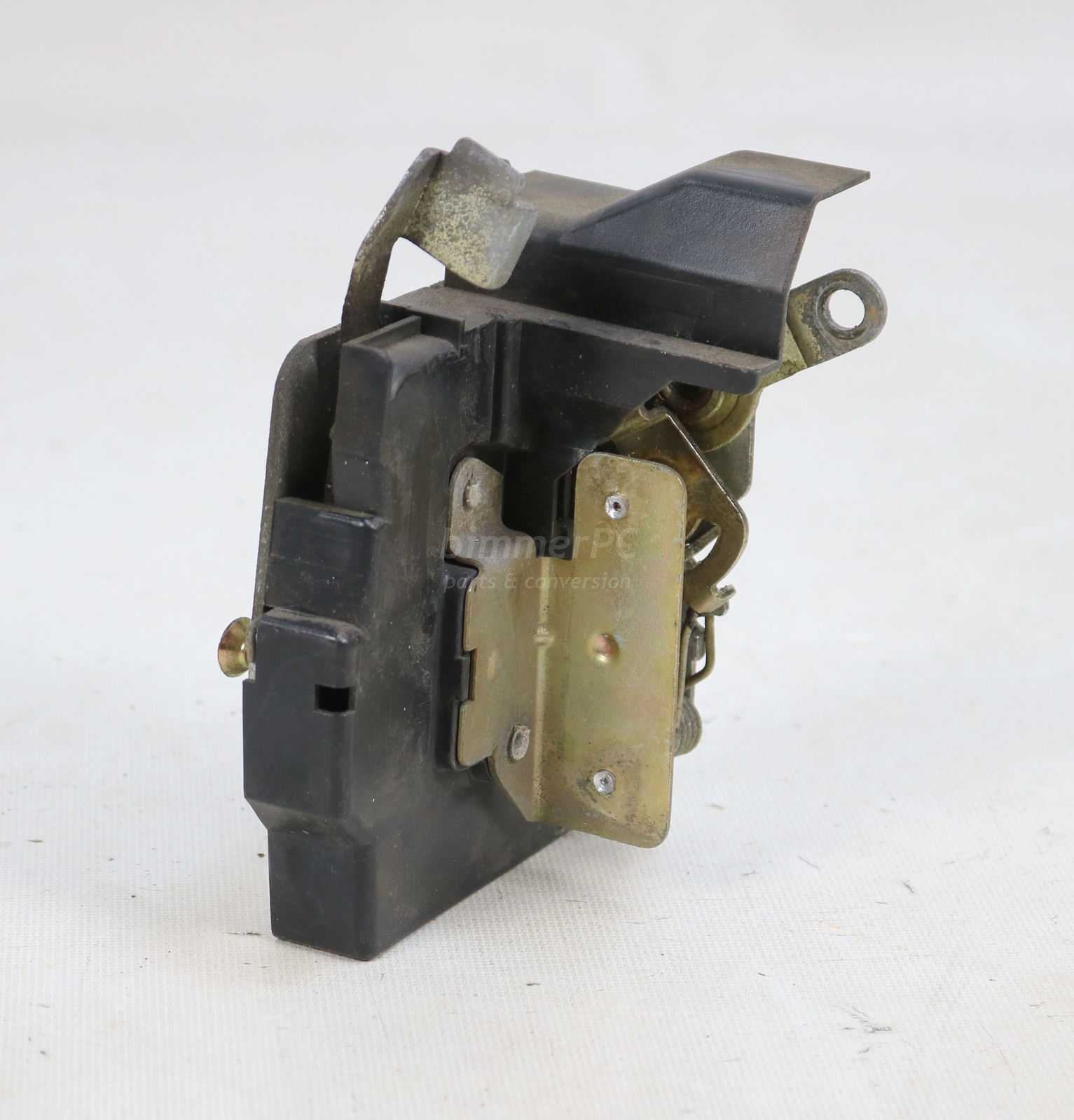 Picture of BMW 51221908742 Right Rear Passengers Door Latch Lock E32 Early for sale