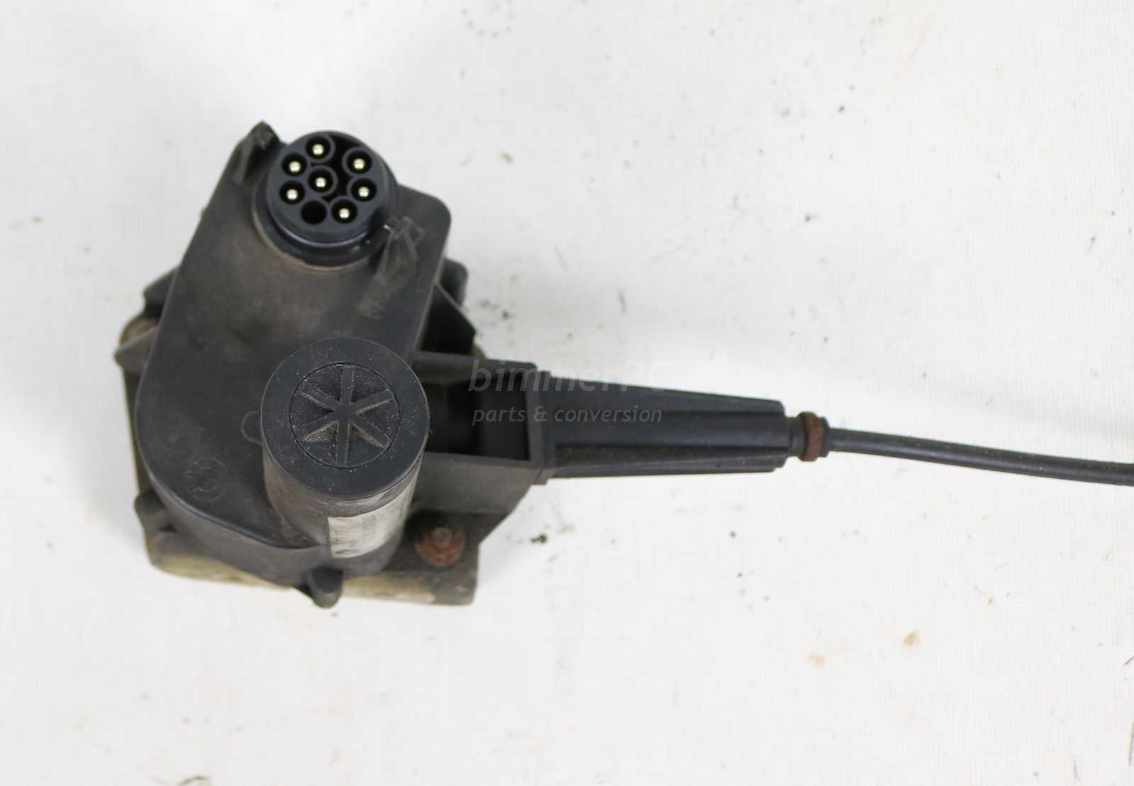 Picture of BMW 65711378315 Cruise Control Actuator E34 E36 E32 E31 for sale