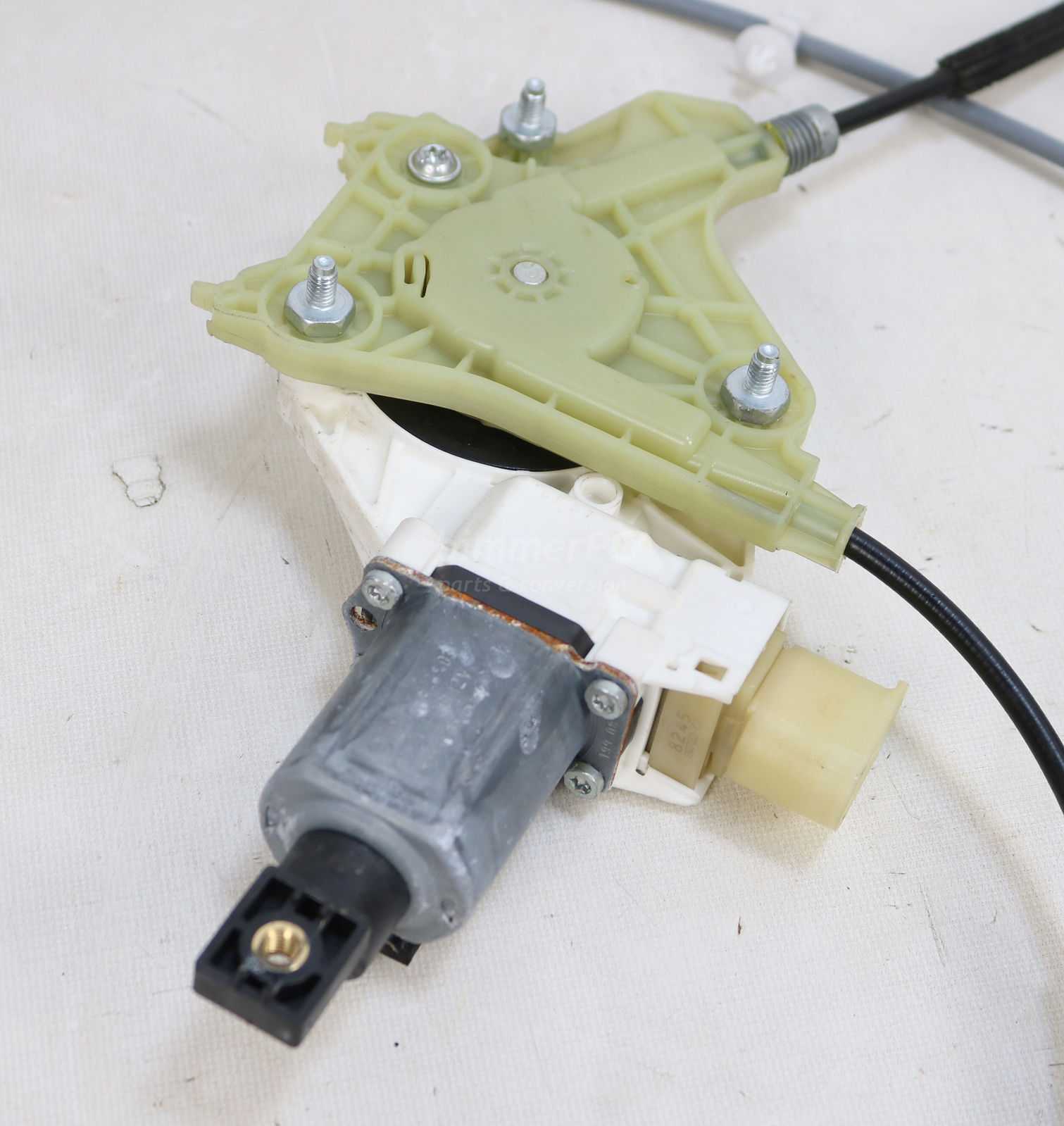 Picture of BMW 51337193456 Right Front Passengers Window Regulator w Motor E92 Coupe E93 Convertible for sale