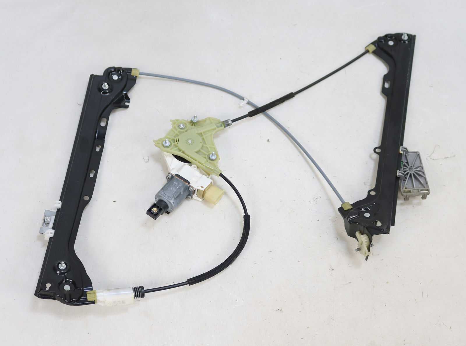 Picture of BMW 51337193456 Right Front Passengers Window Regulator w Motor E92 Coupe E93 Convertible for sale