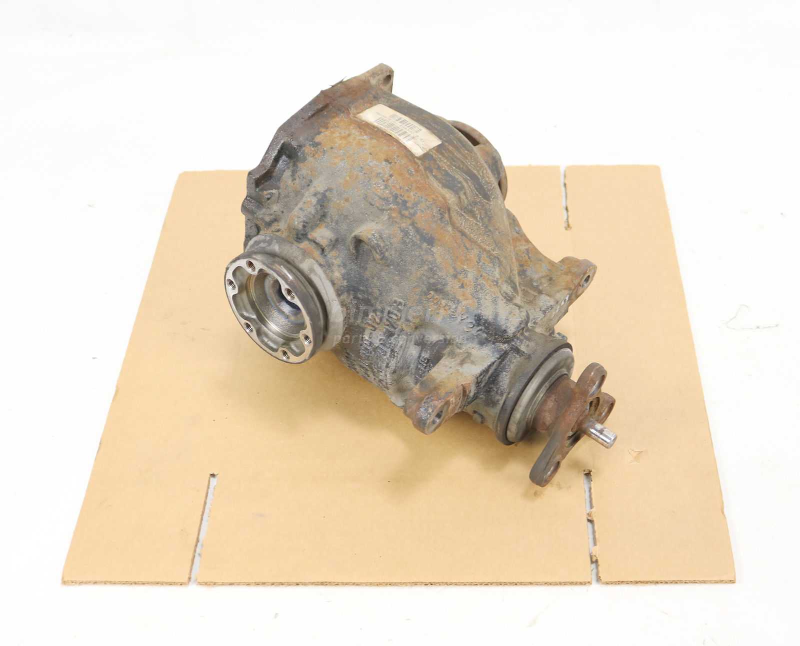 Picture of BMW 33107566189 Rear End Final Drive Differential 3.91 Open Automatic Transmission E90 E91 E92 for sale