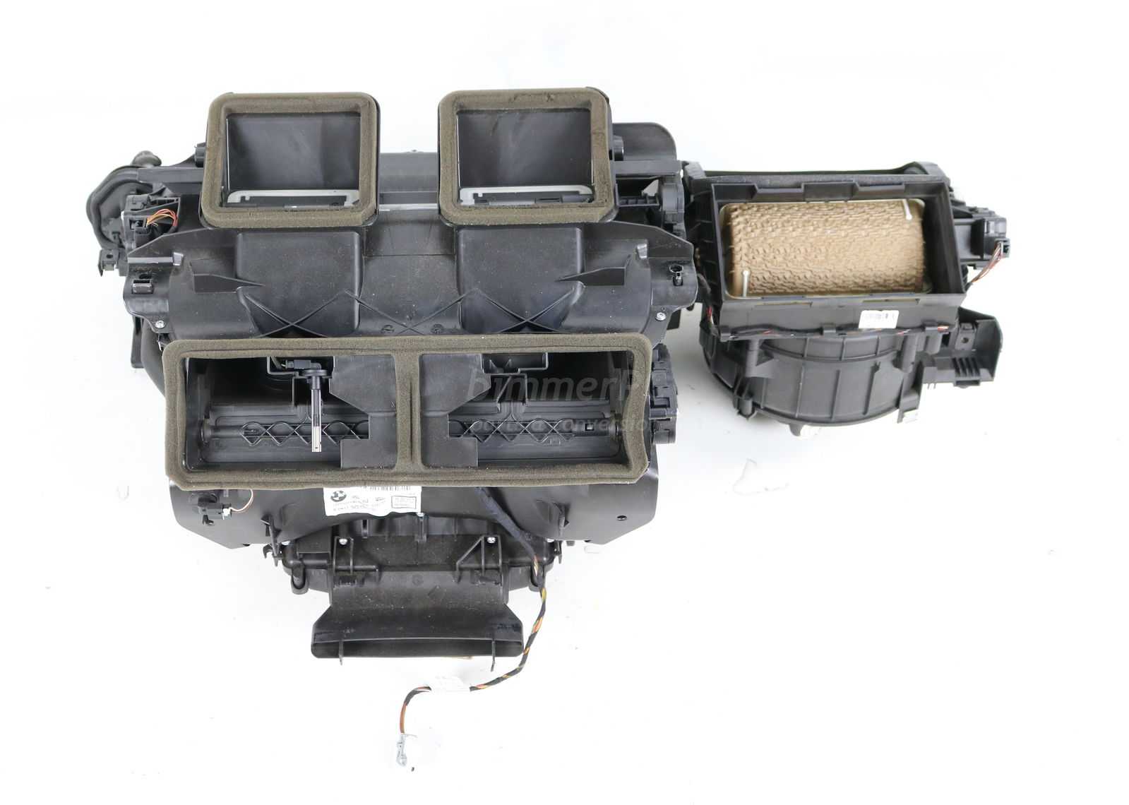 Picture of BMW 64119136170 Heater Box Housing AC Evaporator w Blower E90 E92 E93 Late for sale