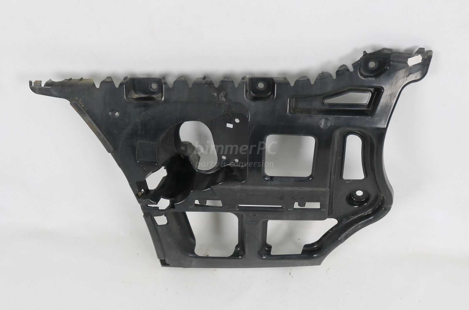 Picture of BMW 51127202667 Left Rear Bumper Mounting Guide Bracket E90 LCI Late for sale