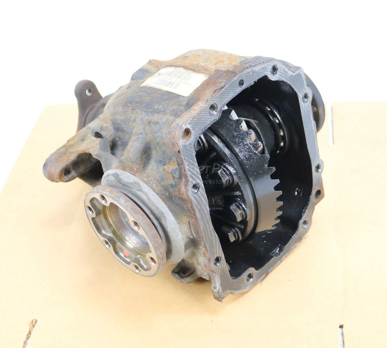 Picture of BMW 33107566189 Rear End Final Drive Differential 3.91 Open Automatic Transmission E90 E91 E92 for sale