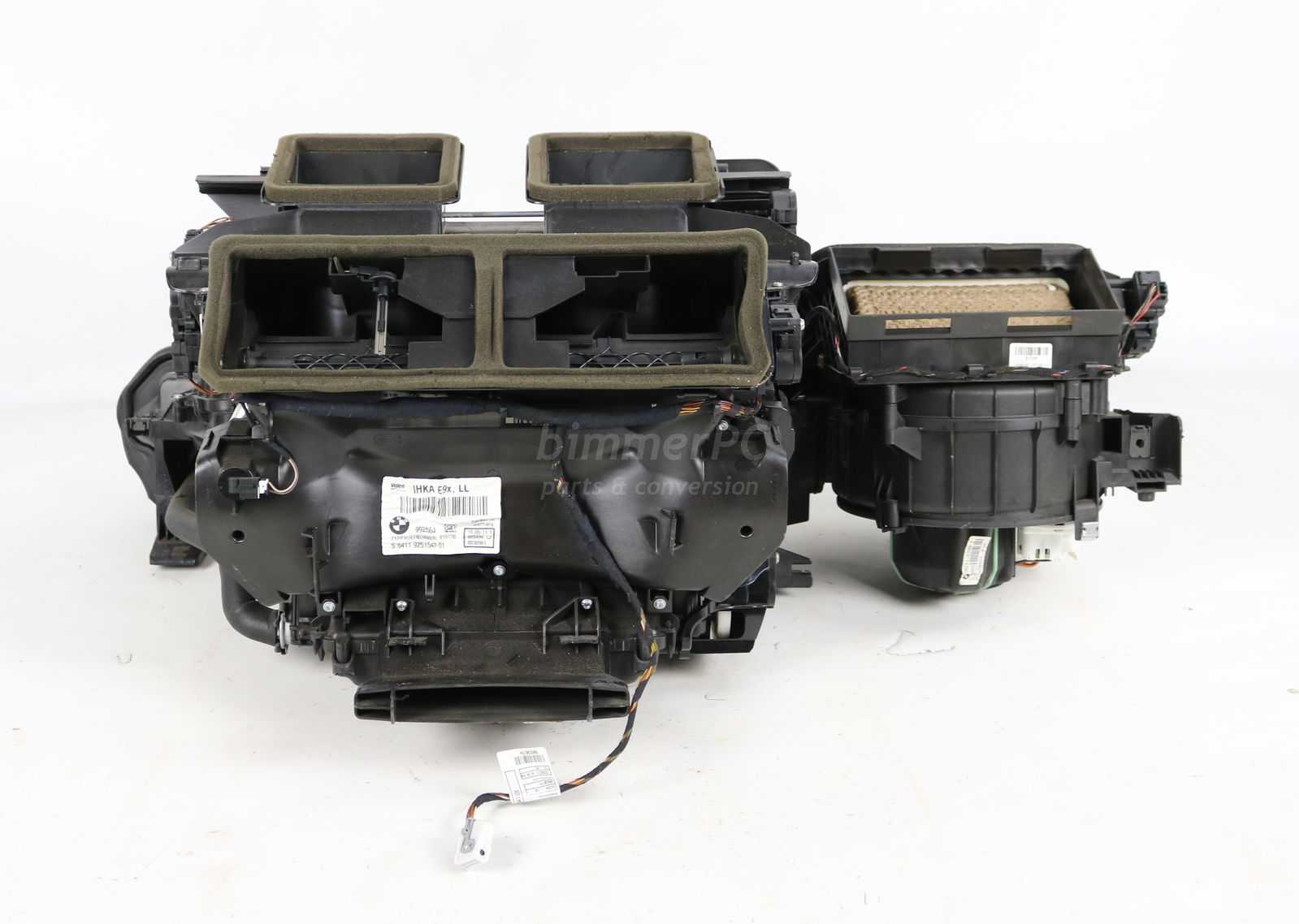 Picture of BMW 64119136170 Heater Box Housing AC Evaporator w Blower E90 E92 E93 Late for sale