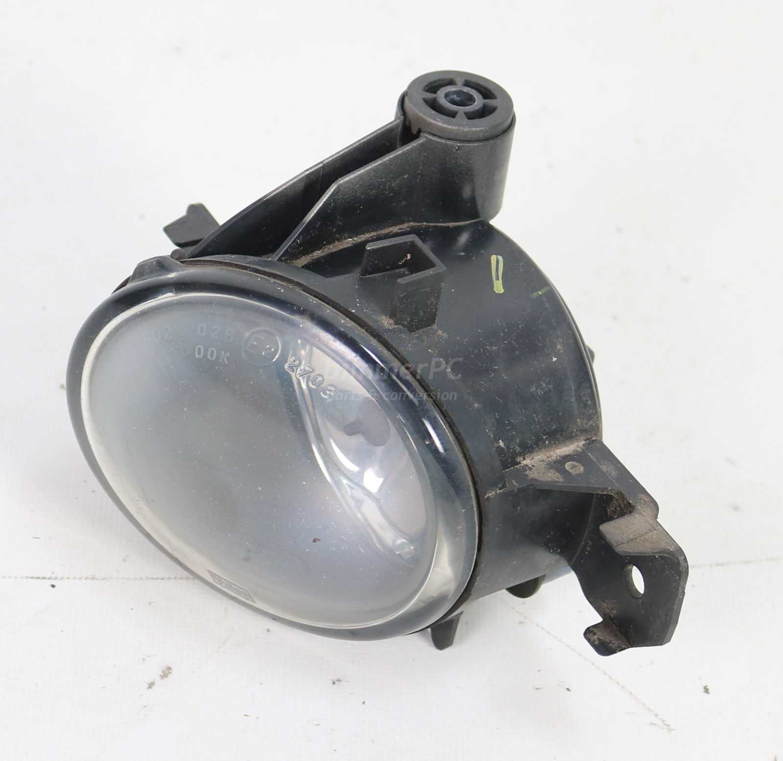 Picture of BMW 63176924655 Left Front Drivers Fog Light Lamp E83 LCI for sale