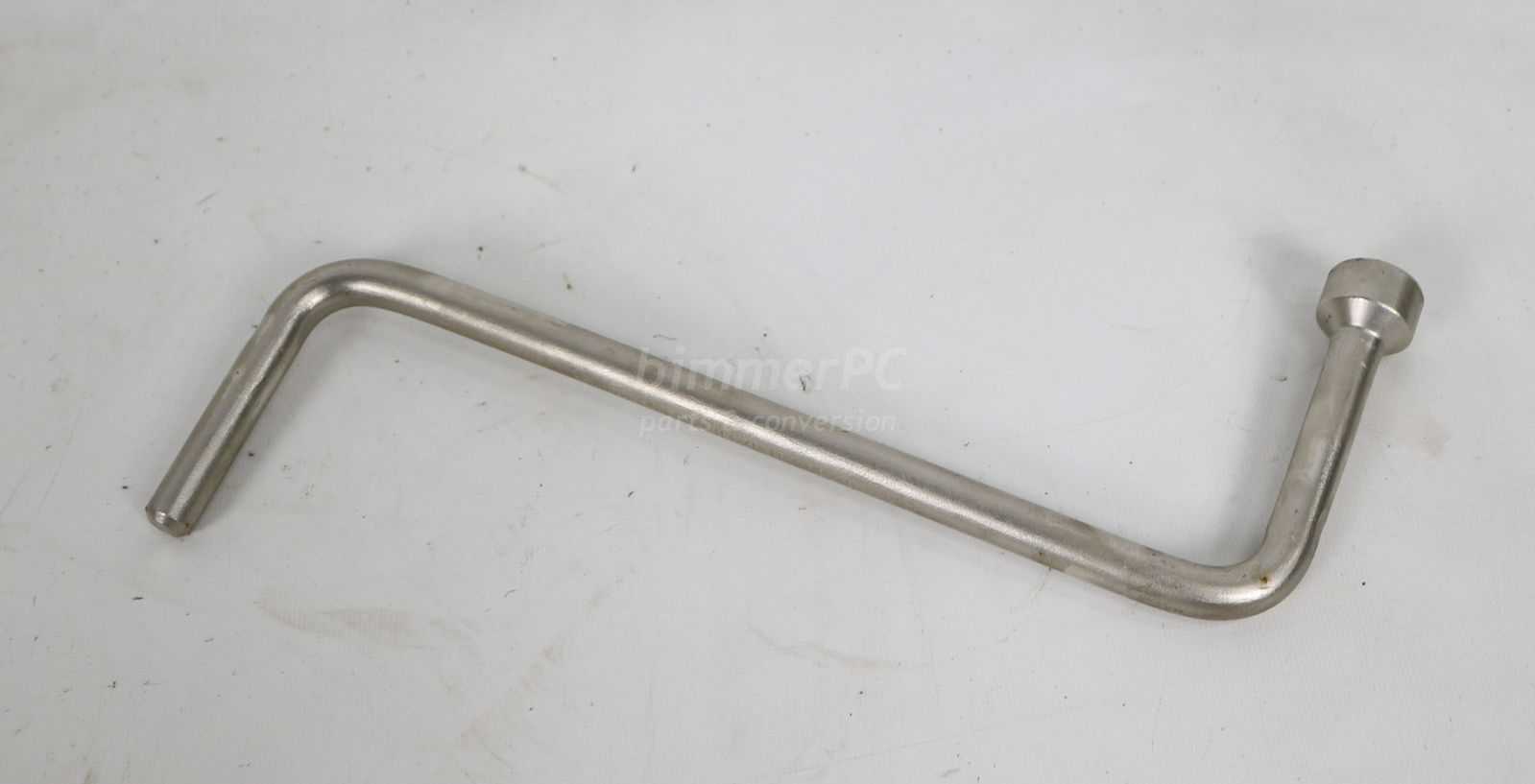 Picture of BMW 71126758731 Lug Wrench Tire Iron Wheel Breaker Bar 17mm E65 E66 E83 for sale