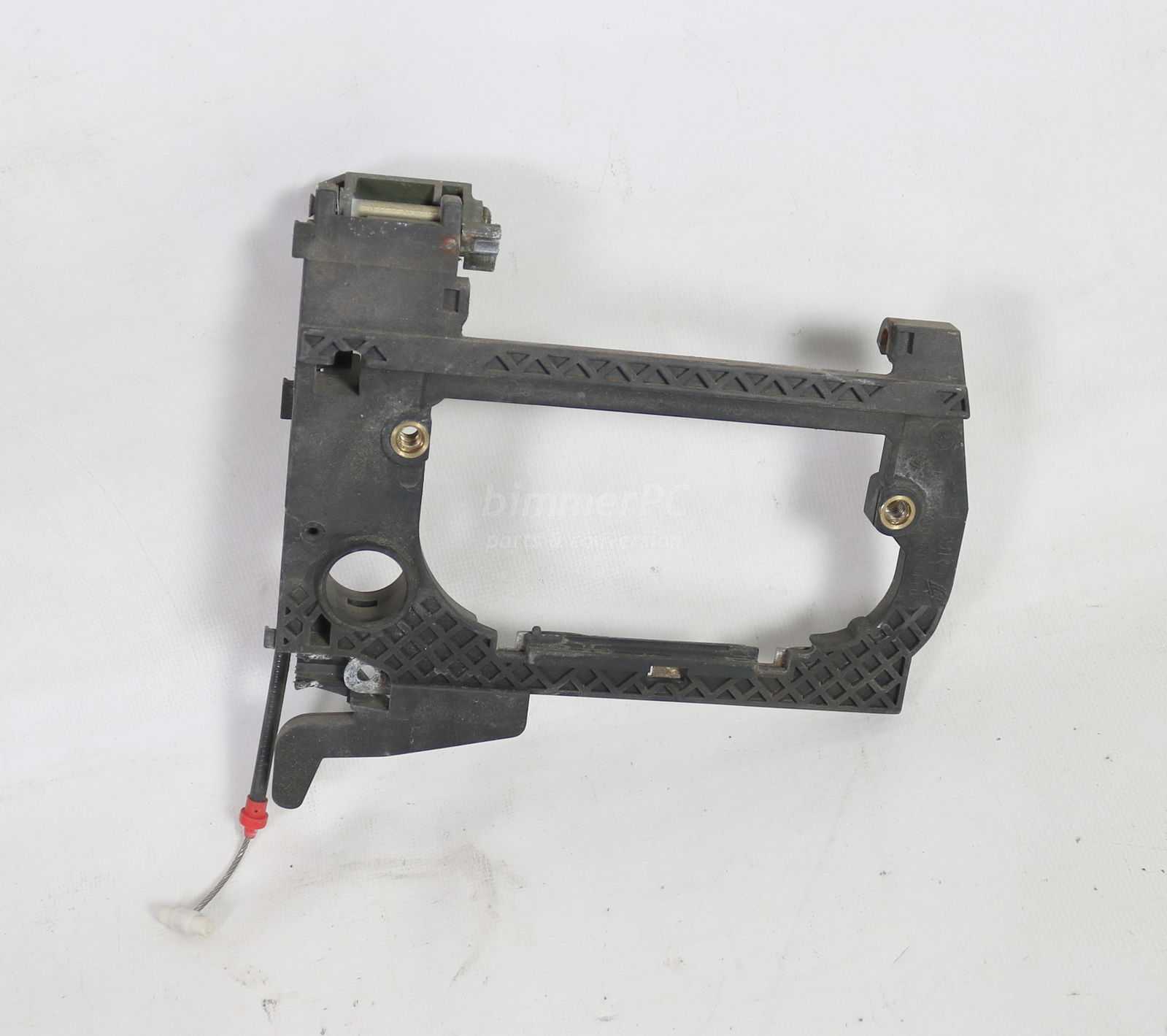 Picture of BMW 51218236644 Right Passengers Front Door Handle Carrier Lock Frame Plastic Bracket E39 for sale