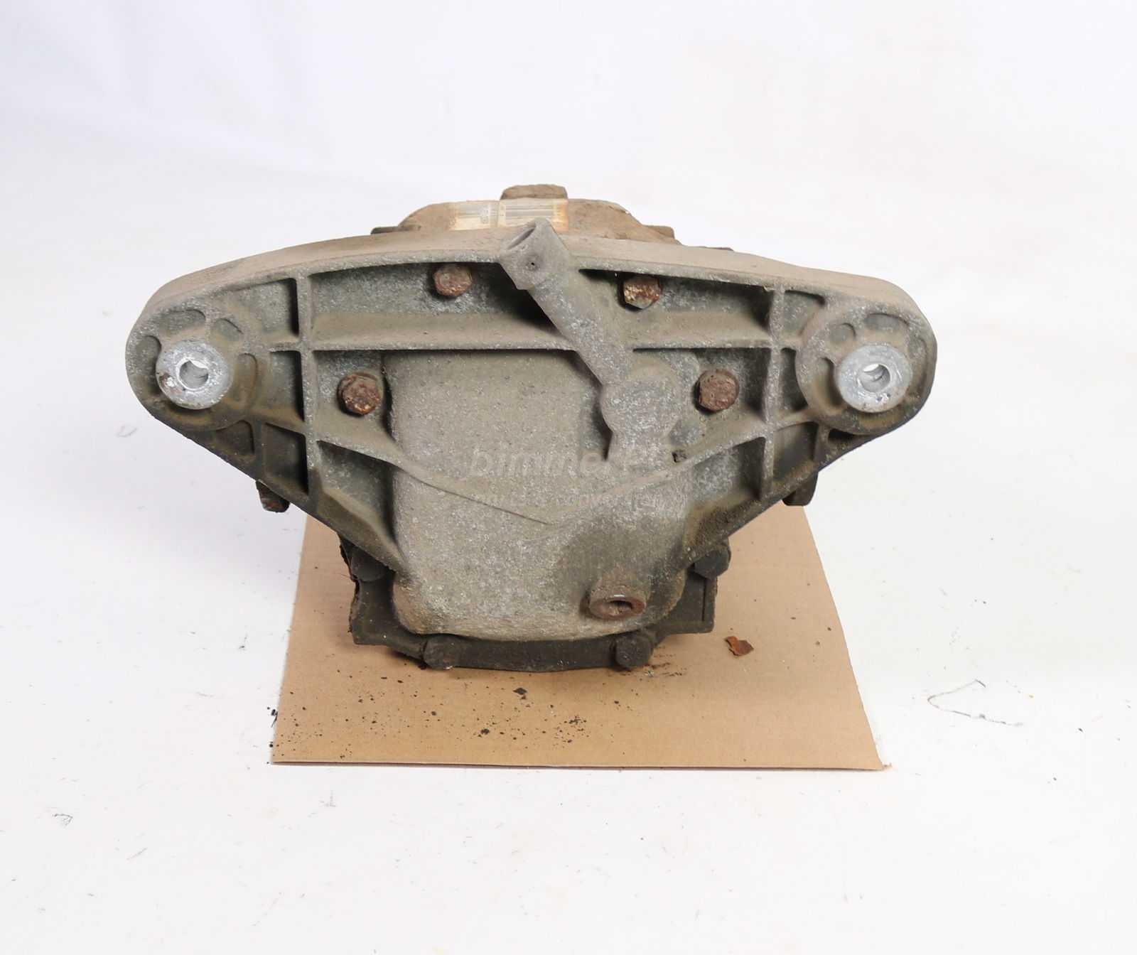 Picture of BMW 33107529494 Rear End Final Drive Differential 3.46 Medium Case E39 Late for sale