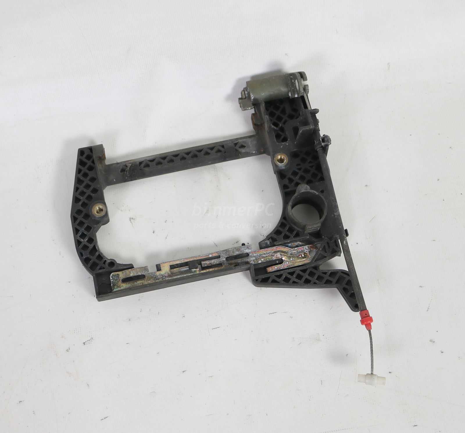 Picture of BMW 51218236644 Right Passengers Front Door Handle Carrier Lock Frame Plastic Bracket E39 for sale