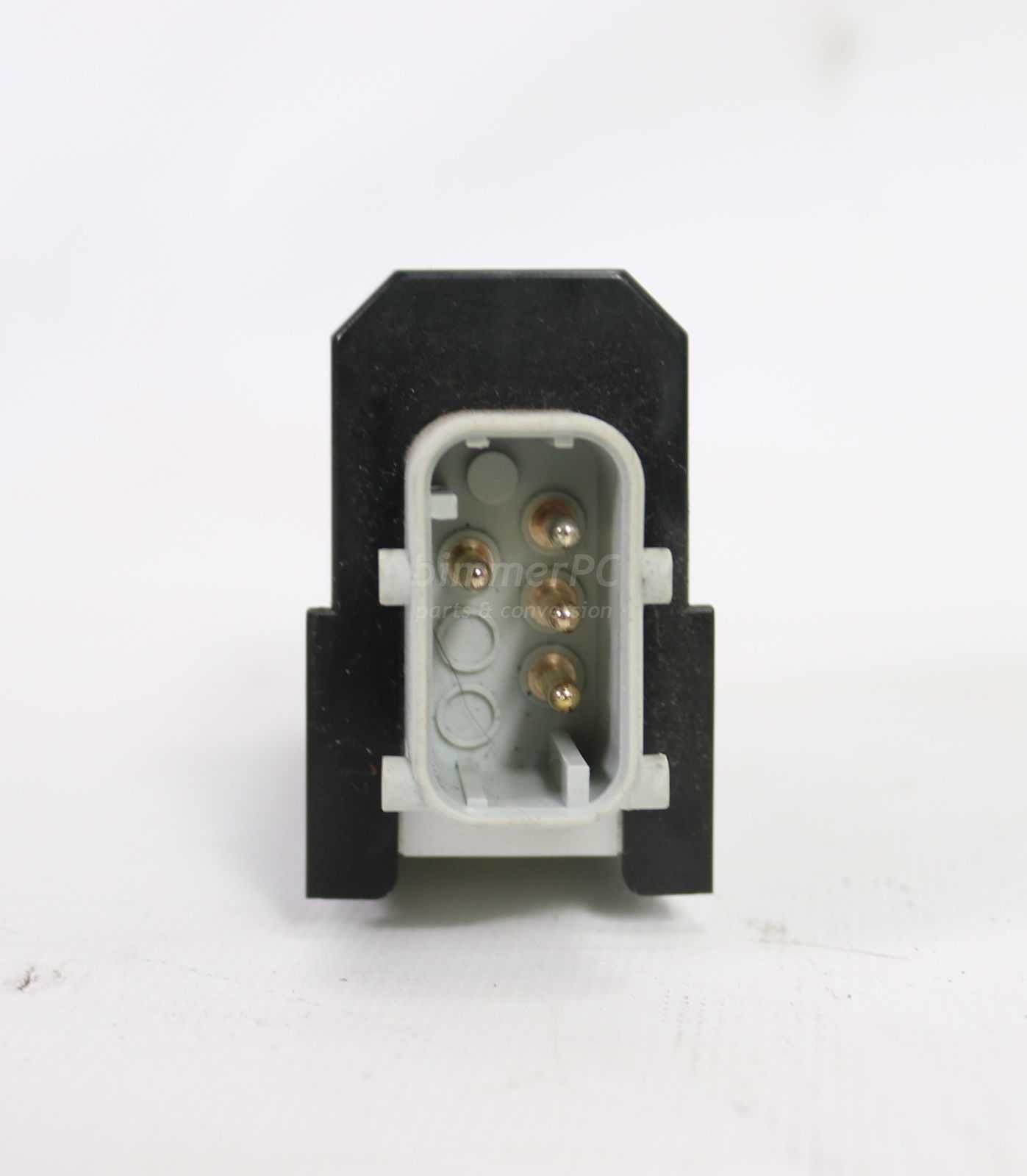 Picture of BMW 67118352165 Power Door Lock Actuator Module Unit E38 E39 for sale